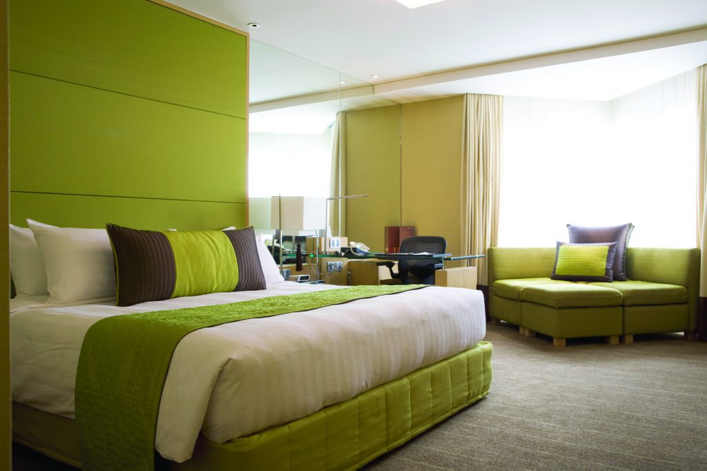 Green-Hotel-Room